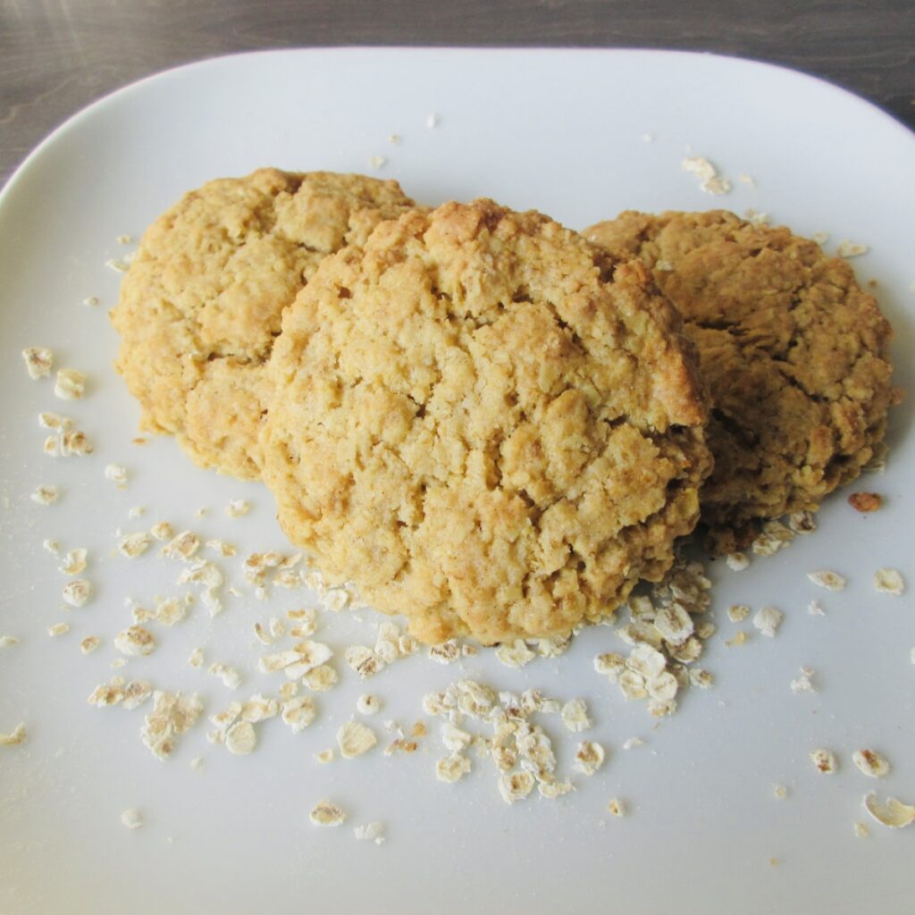 Oat biscuits - The Best Crunchy Oat Biscuits - Drea's Dainty Kitchen