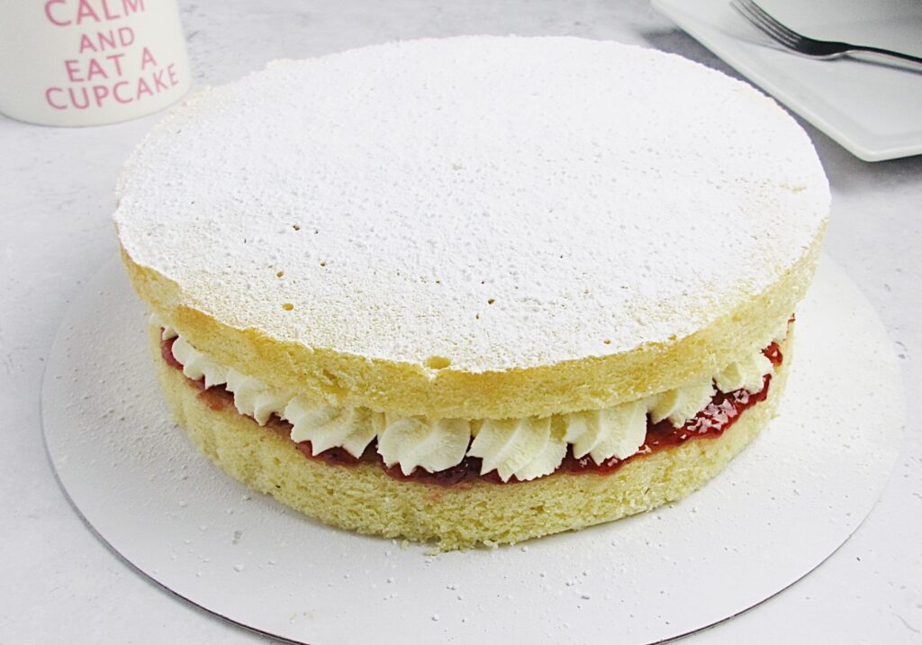 Victoria sponge cake