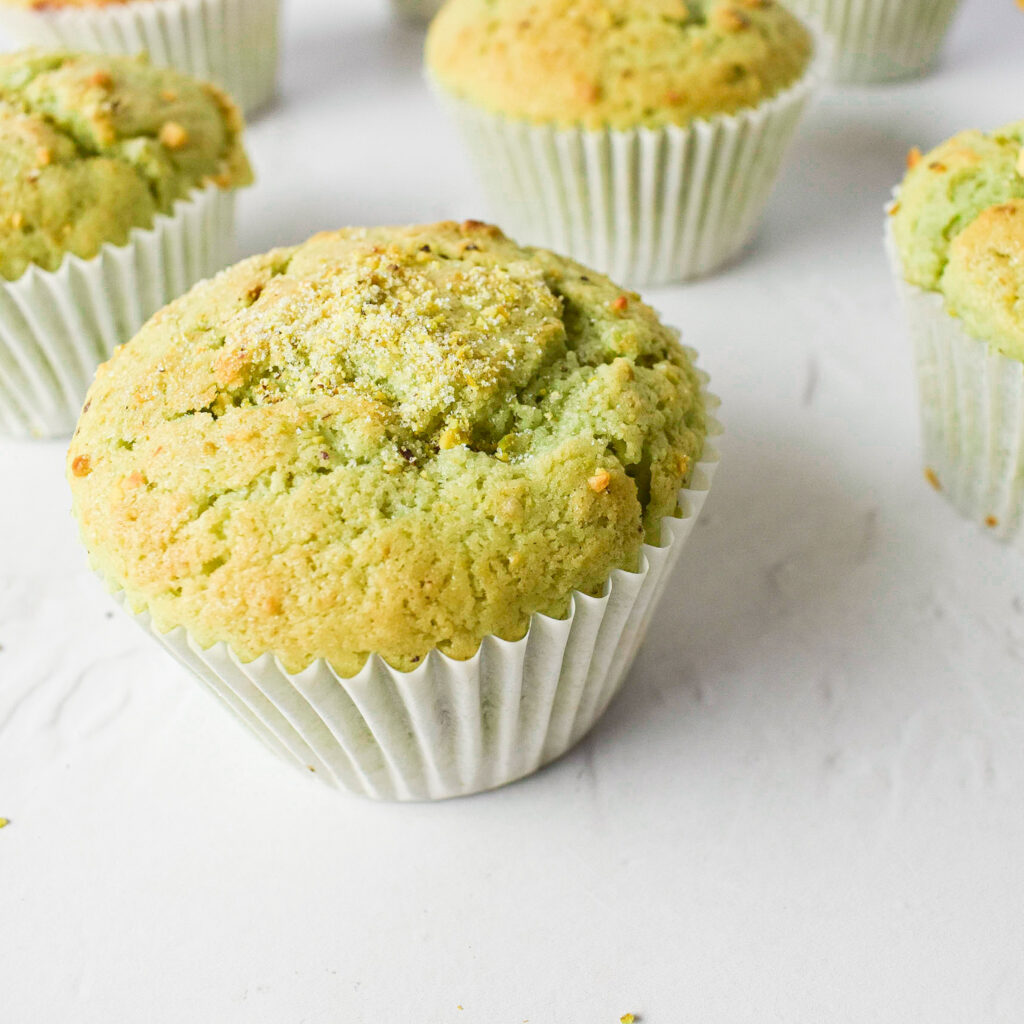 pistachio muffins