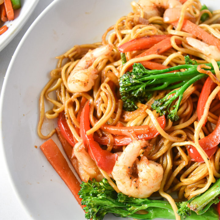 Prawn Noodle Stir Fry with Sweet Chilli - Andrea's Dainty Kitchen