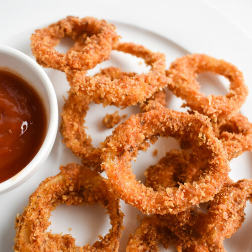 Crispy Spicy Onion Rings - Andrea's Dainty Kitchen