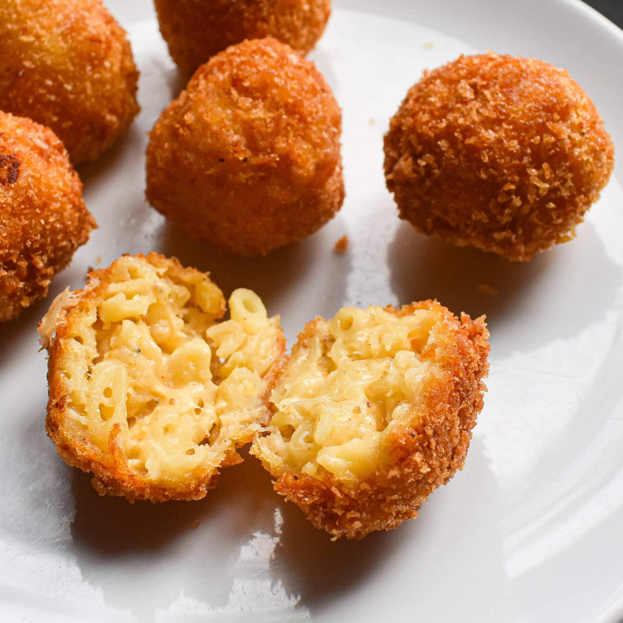 mac and cheese balls